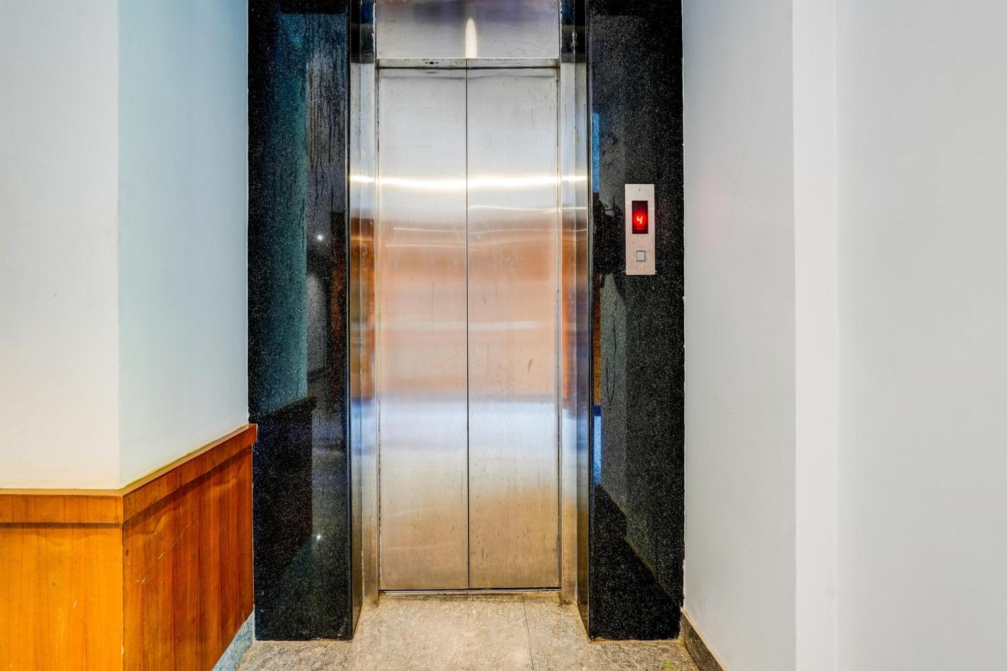 Hotel O V3R Residency 벵갈루루 외부 사진